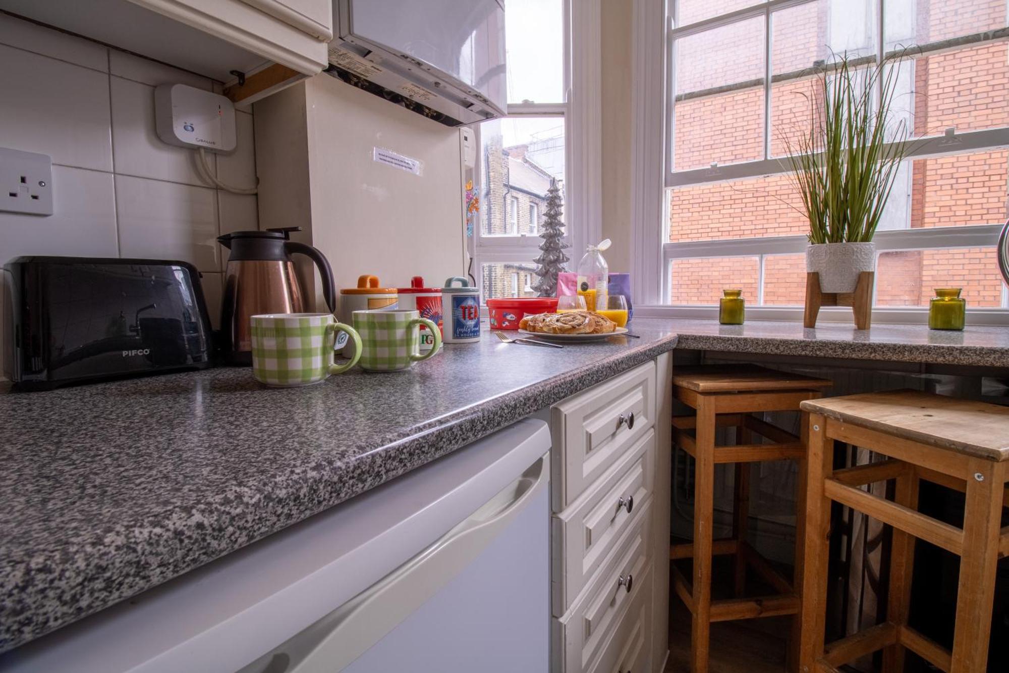 Cosy 2-Bedroom Apartment In Mayfair 8Cb - 4Th Floor No Elevator Лондон Екстер'єр фото