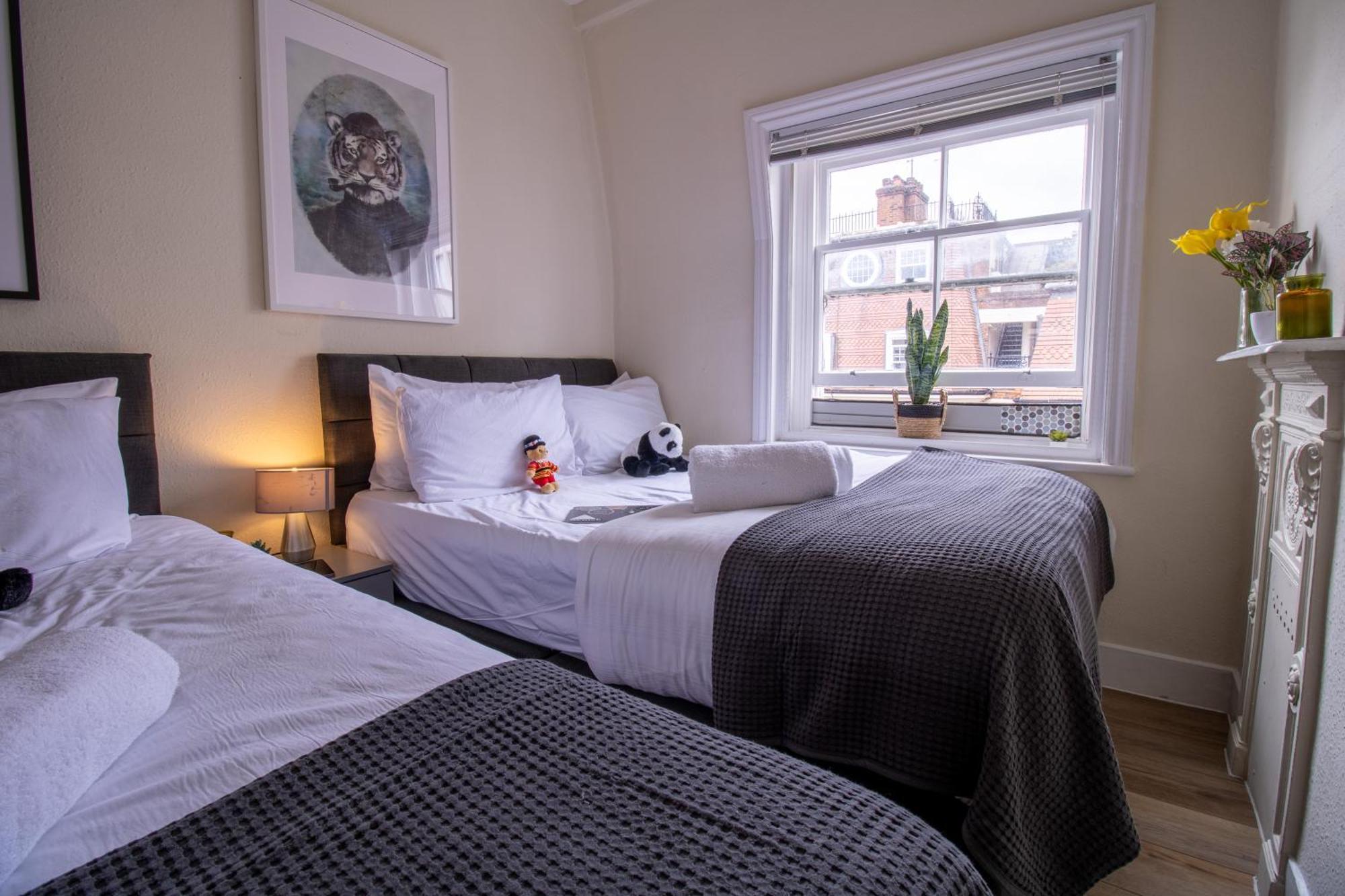Cosy 2-Bedroom Apartment In Mayfair 8Cb - 4Th Floor No Elevator Лондон Екстер'єр фото